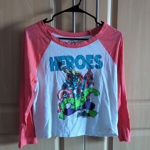 Long-sleeved Marvel T-shirt